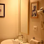 Niche Boutique 4* Tirana