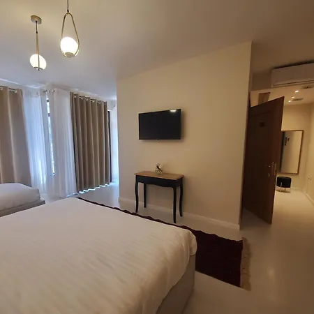Niche Boutique Hotel