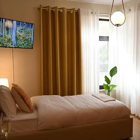 Niche Boutique 4* Tirana