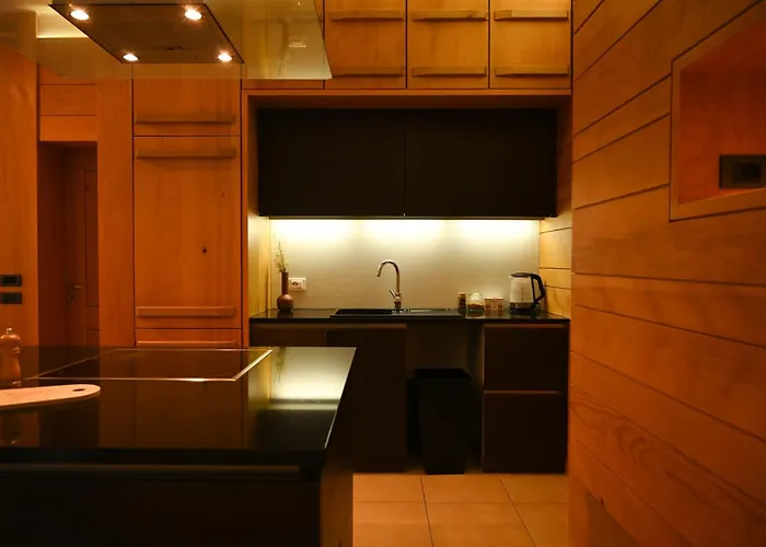 Niche Boutique 티라나