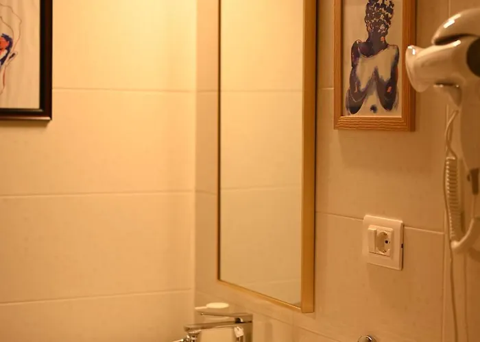 Niche Boutique 4* Tirana