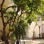 فندق Niche Boutique 4*