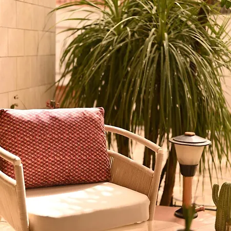 Niche Boutique 4*